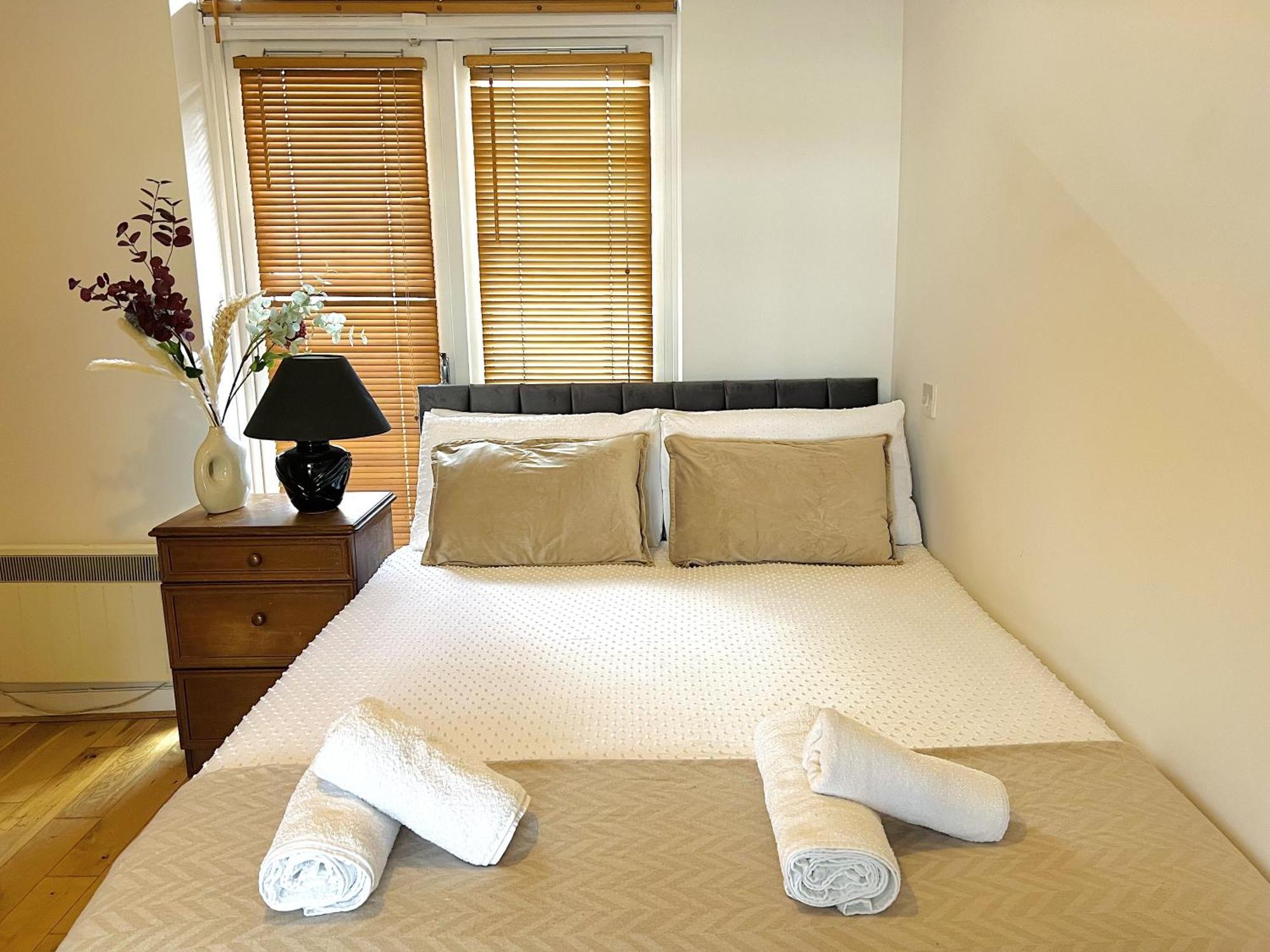 Cosy River View Flat At Temple Bar Dublin Eksteriør bilde